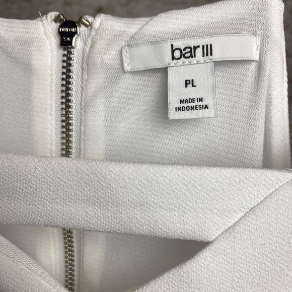 NWT Bar III Womenʻs Bright White Spaghetti Strap Zip Back Blouse Size PL - Picture 3 of 9